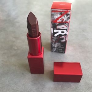 BNIB NARS Audacious Lipstick in Siouxsie